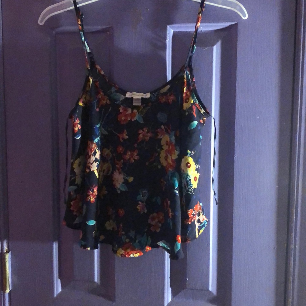 Cropped top